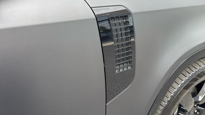 Land Rover Defender 3.0 D250 X-Dynamic HSE 110 5dr Auto Diesel Estate - Image 22